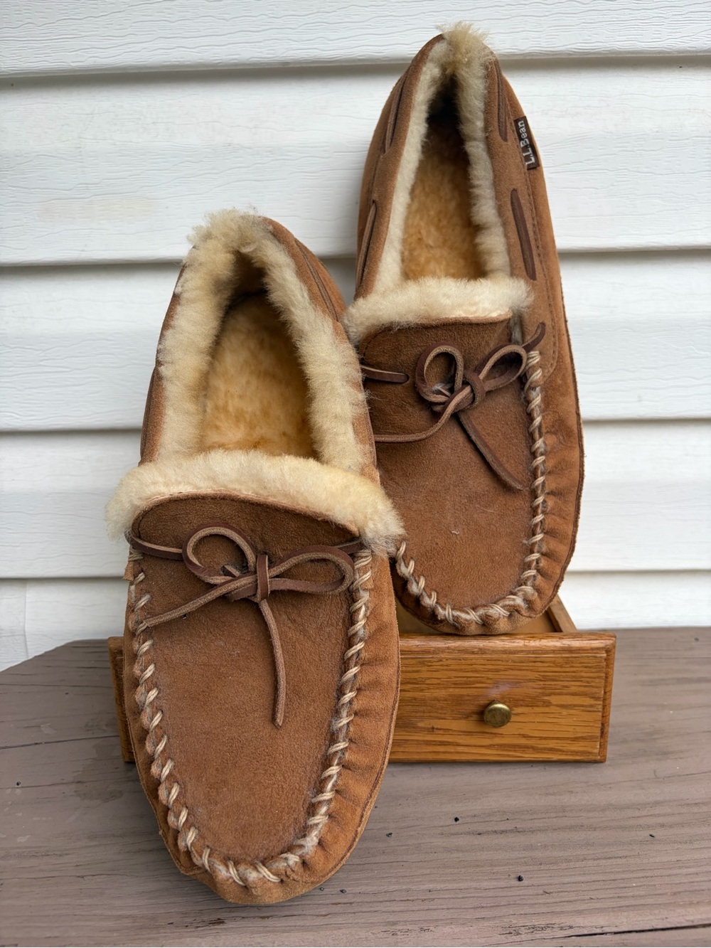 L.L.Bean Wicked Good Moccasins Men’s 9 Wide Brown Suede Shearling Slippers
